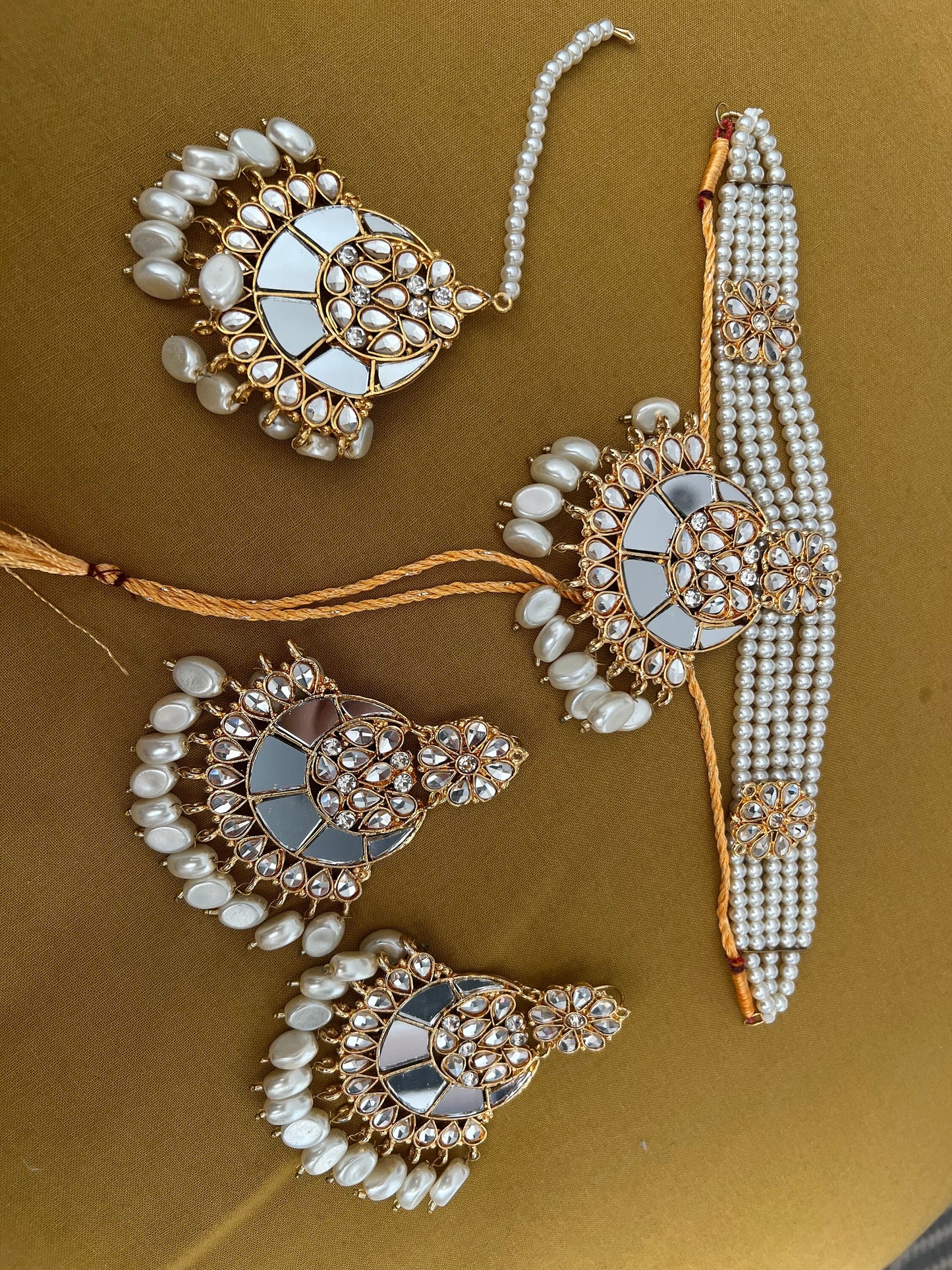 Kundan Indian Pakistani necklace earrings tikka set